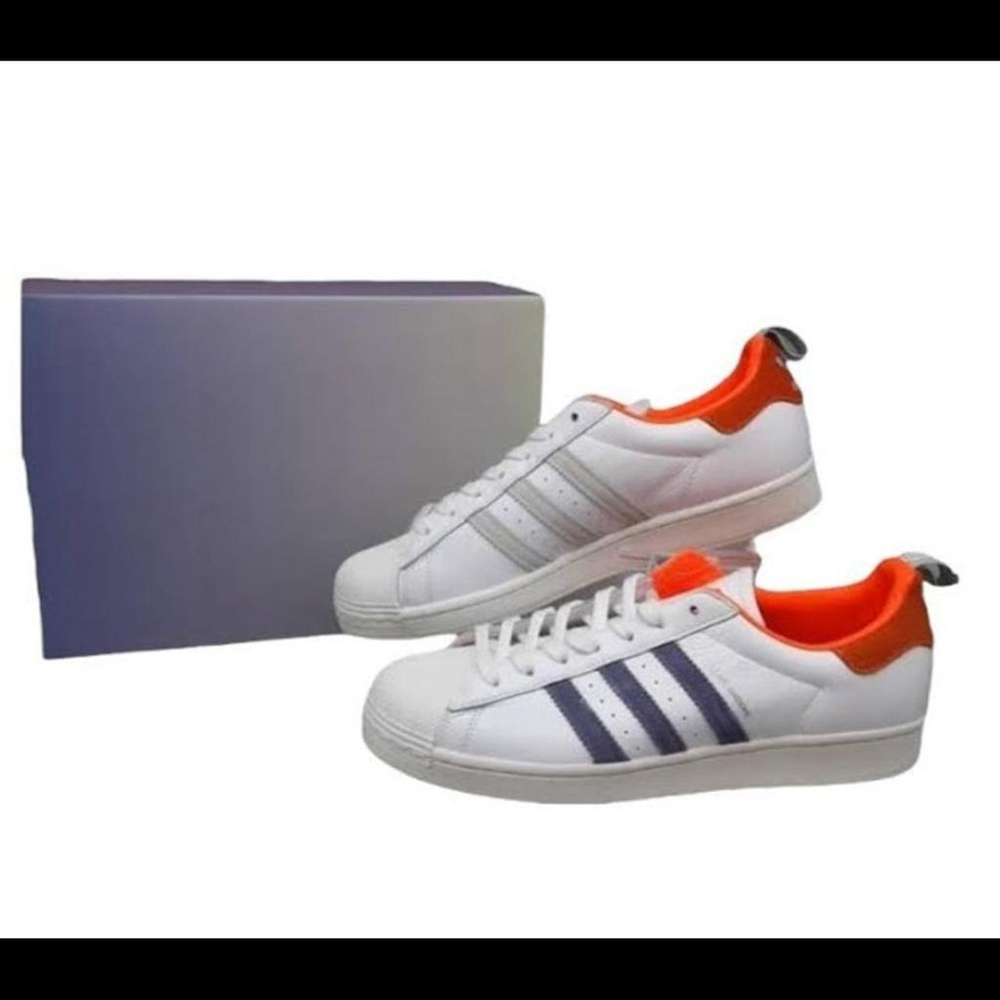 Adidas originals Superstar “Girls Are Awesome” white Size 11 - Picture 1 of 6